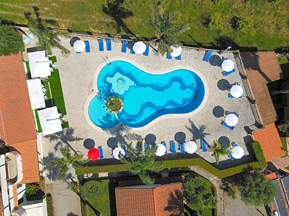 Rosy Hotel Residence