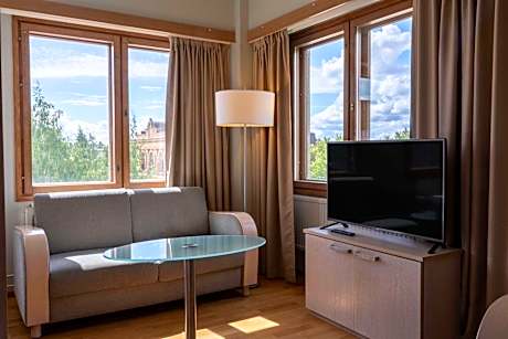 Superior Family Room