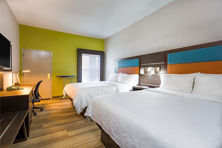 Holiday Inn Express - Plymouth, an IHG Hotel