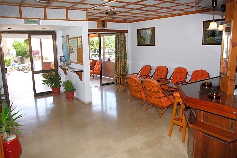 Andavis Hotel-Adults Only