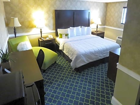Business King Room