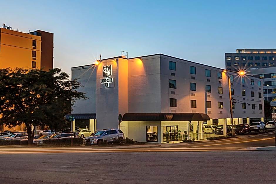 University Inn Duke