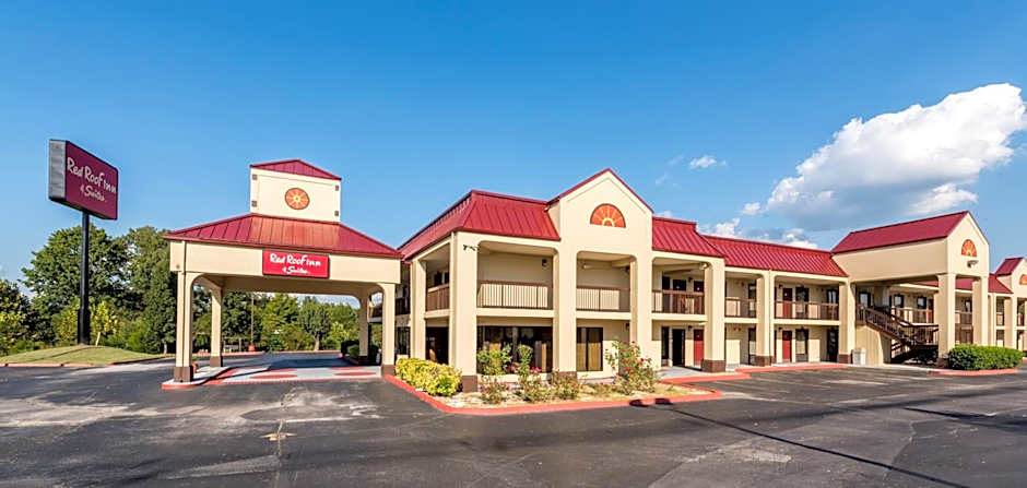 Red Roof Inn & Suites Clinton, TN