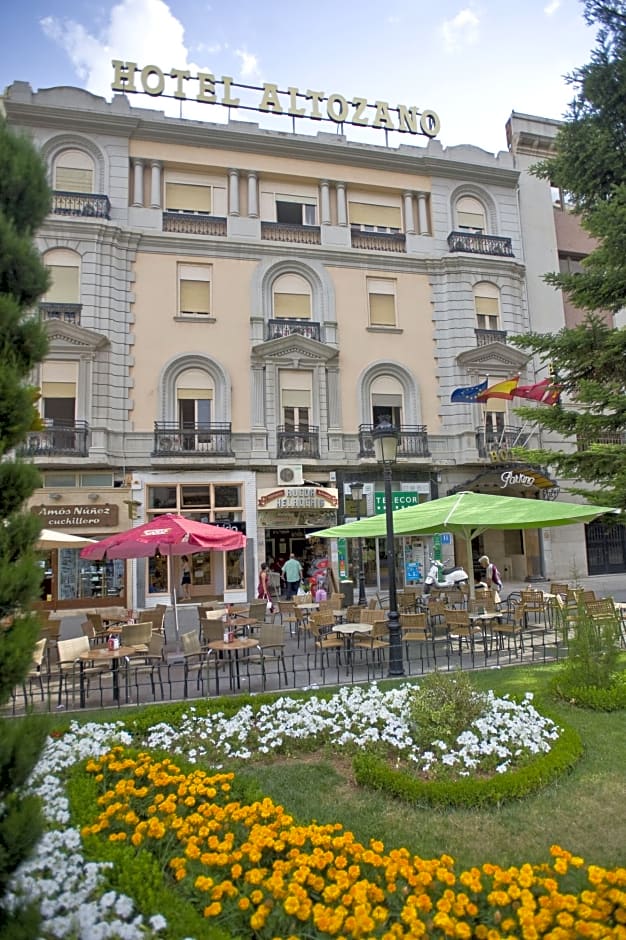 Hotel Altozano