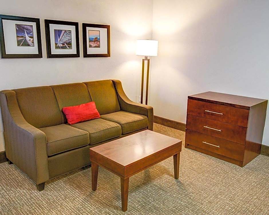 Comfort Inn Redding Near I-5