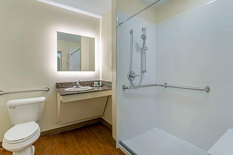 LeConte Hotel & Convention Center, Ascend Hotel Collection
