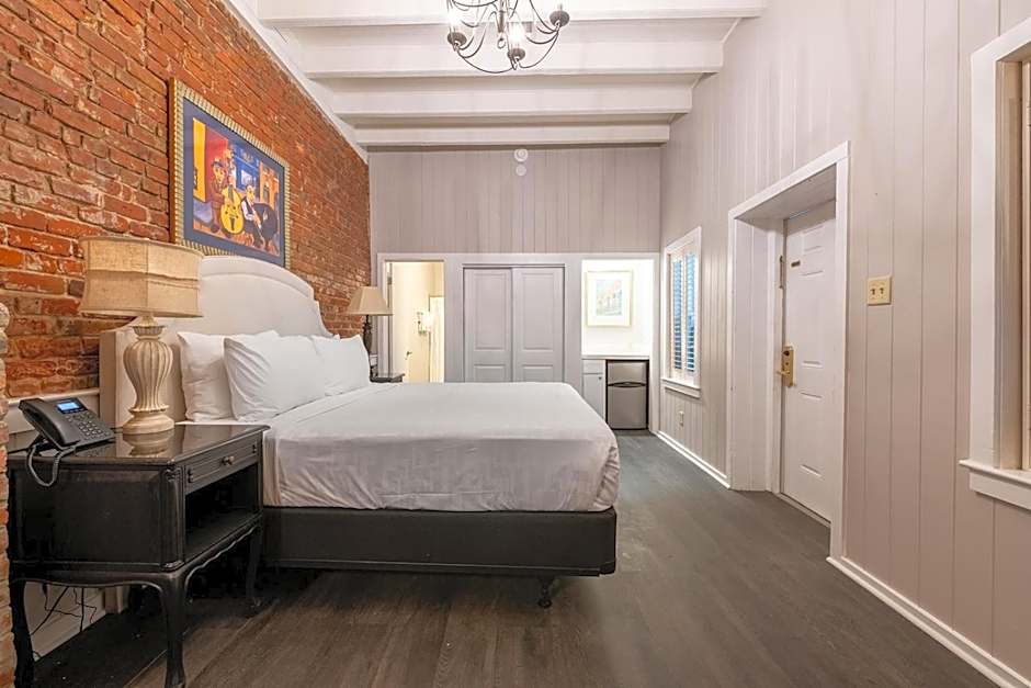 French Quarter Suites Hotel