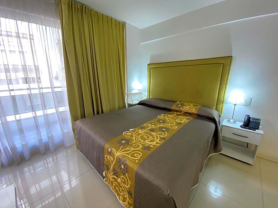 Howard Johnson Hotel Rosario