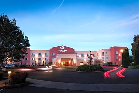 DoubleTree By Hilton Vancouver