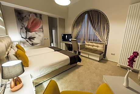 Deluxe Double or Twin Room with Balcony