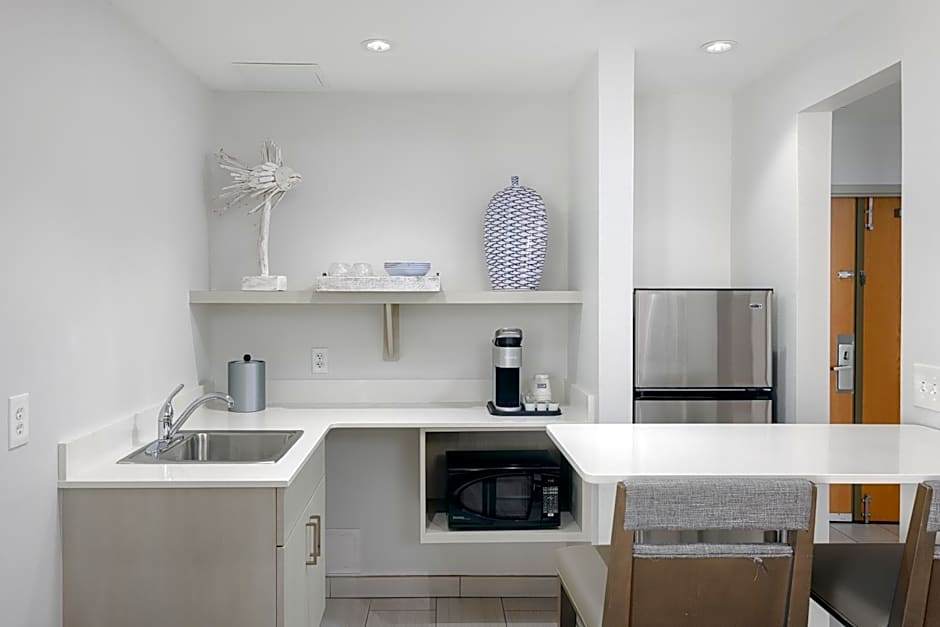Holiday Inn Express Pensacola Beach By IHG