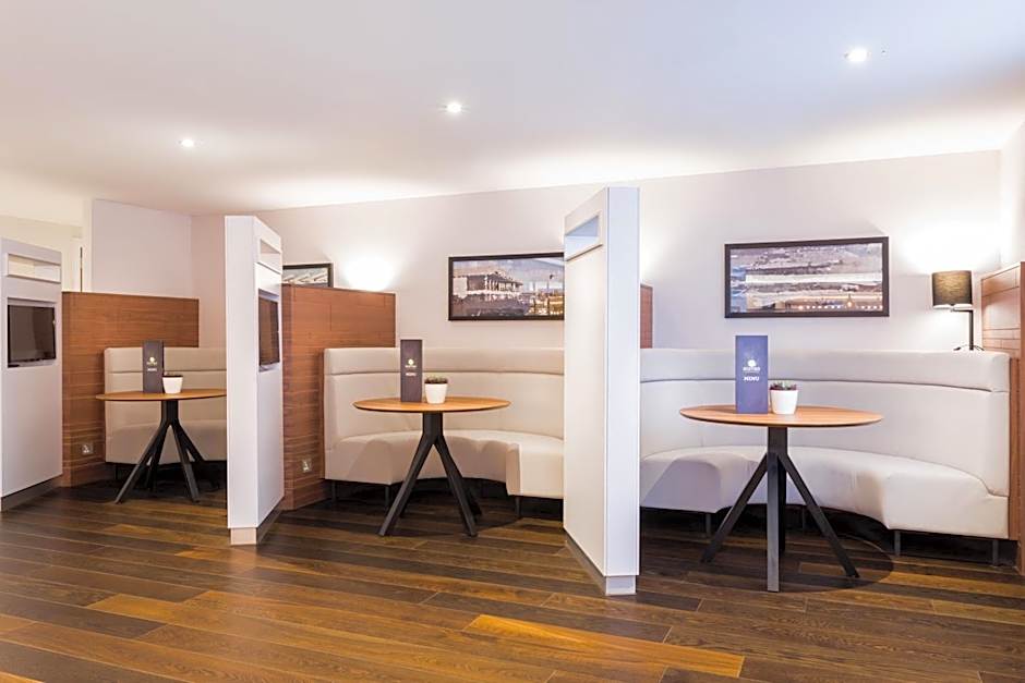 Courtyard by Marriott Glasgow Airport