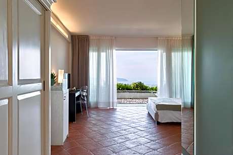 Junior Suite with Sea View Terrace