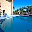 California Inn and Suites Bakersfield