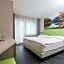 Adhhoc Hotel