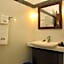 Whispering Palms Hotel