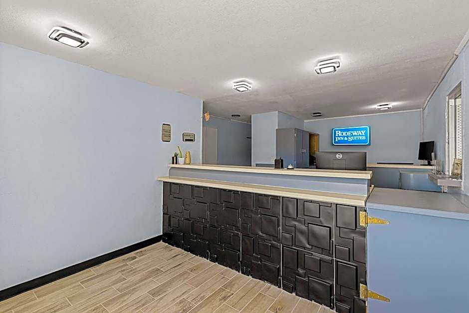 Rodeway Inn Midland South