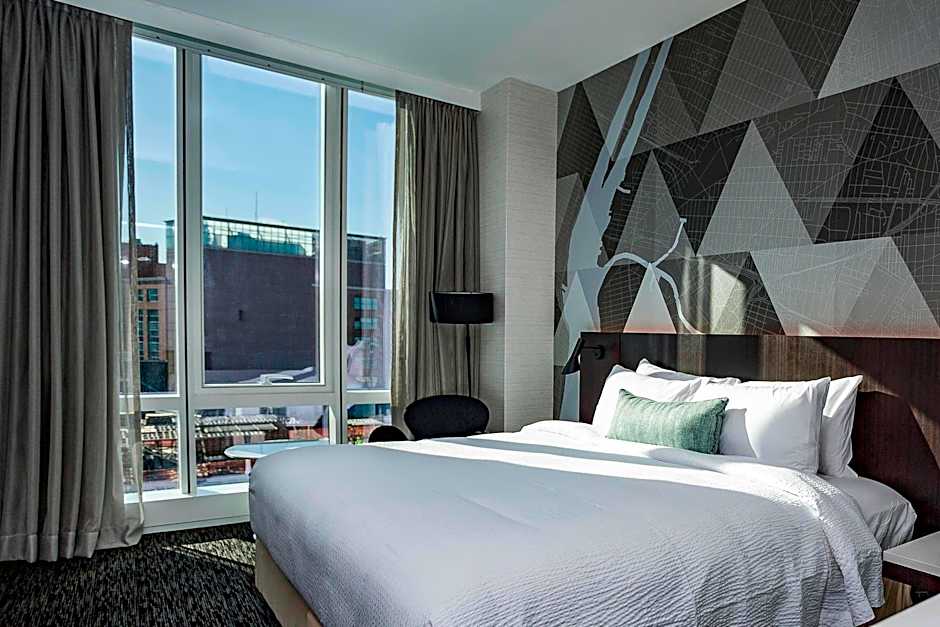 Courtyard by Marriott Long Island City/New York Manhattan View