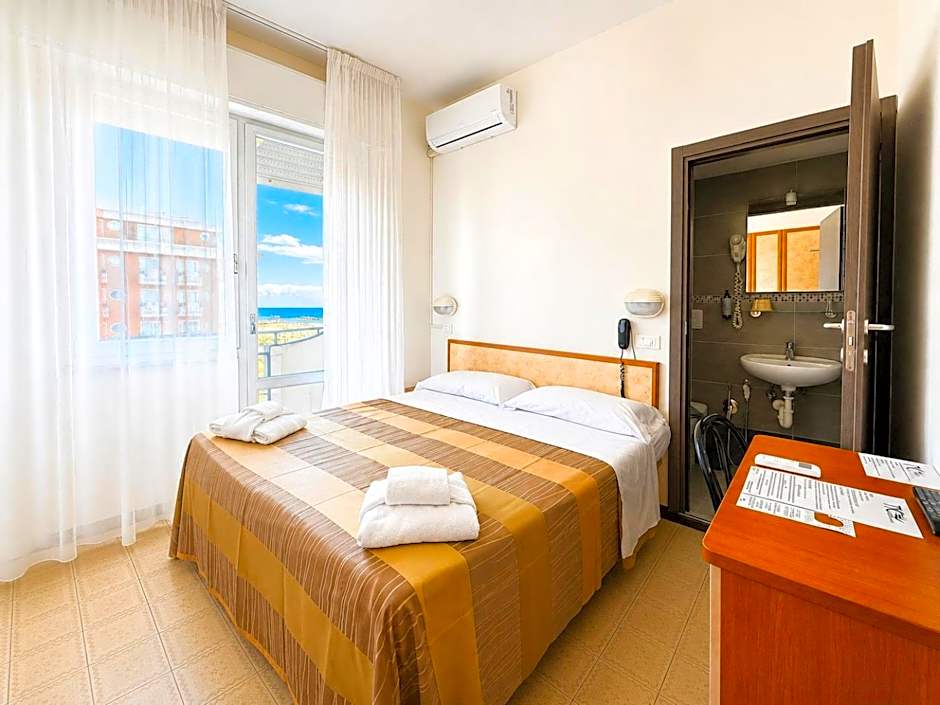 Hotel TYC