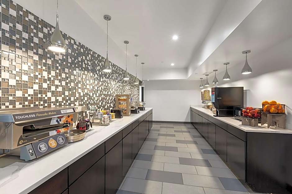 Best Western Inn And Suites-Midway Airport