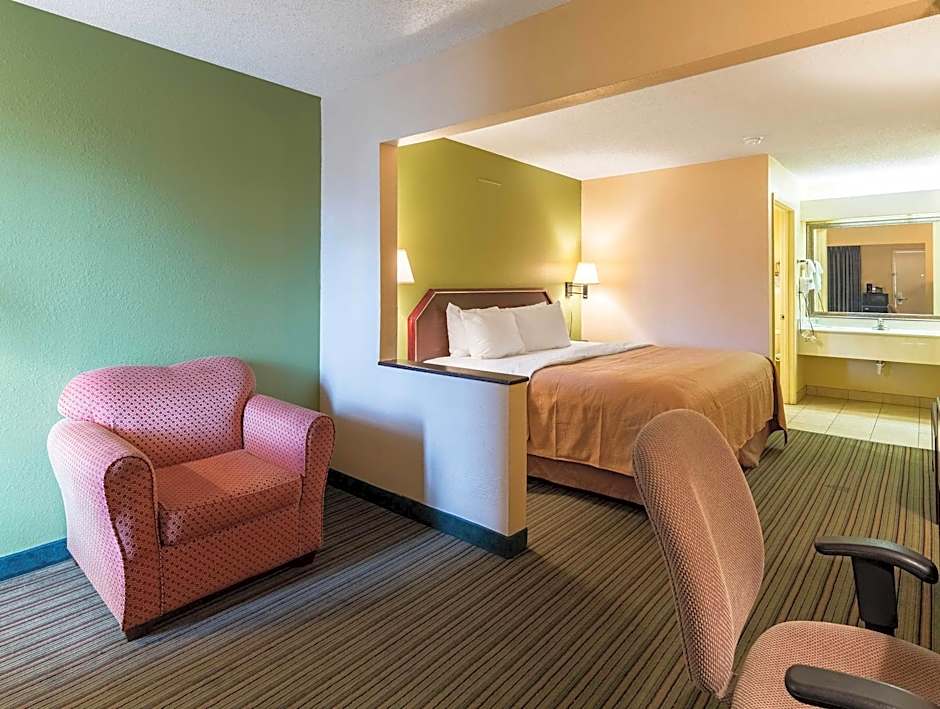 Quality Inn 