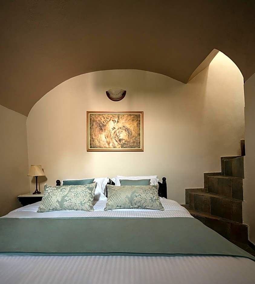 For All Seasons Mansion – Vothonas, UT