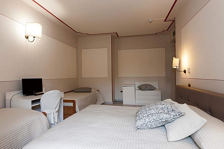 Hotel Monti