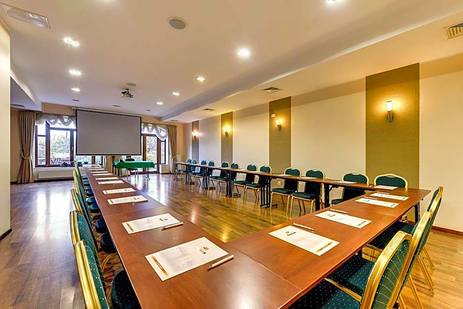 Amber Hotel