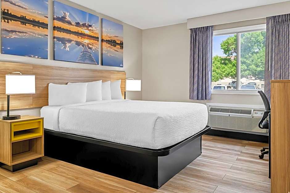 Days Inn by Wyndham Billings