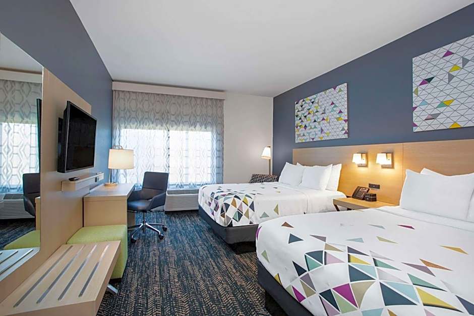 La Quinta Inn & Suites by Wyndham Manassas VA-Dulles Airport