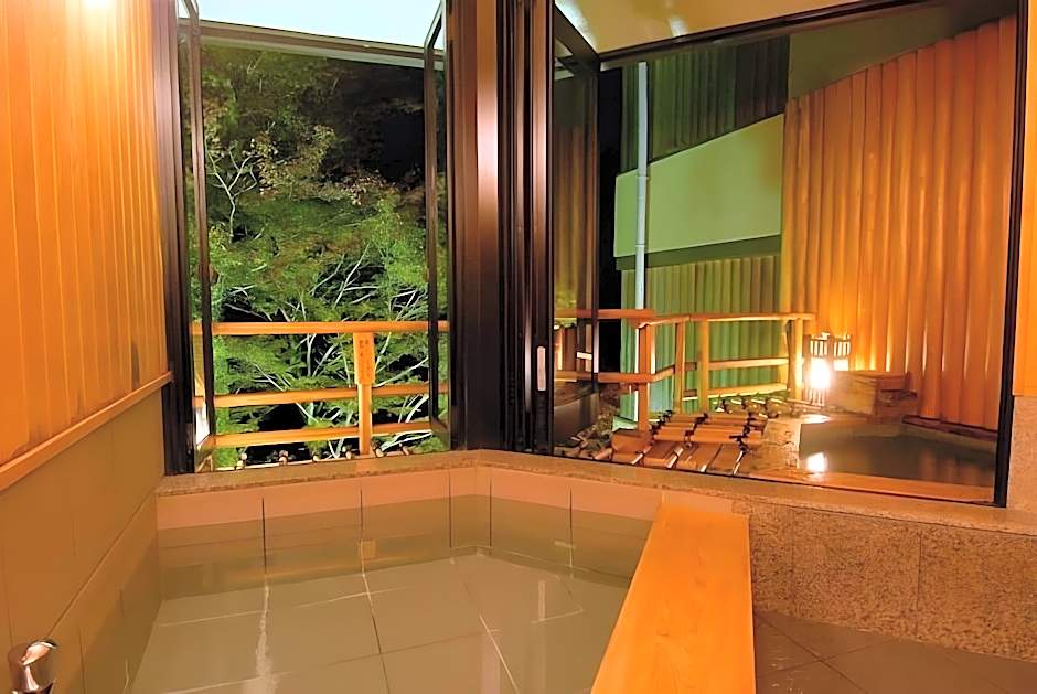 Momijiya Honkan Takao Sansou Ryokan