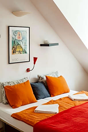 Twin Room with Shared Bathroom