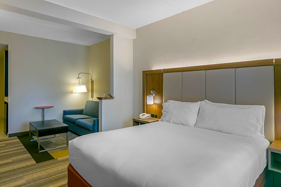Holiday Inn Express Mount Arlington, an IHG Hotel