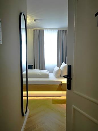 Economy Single Room