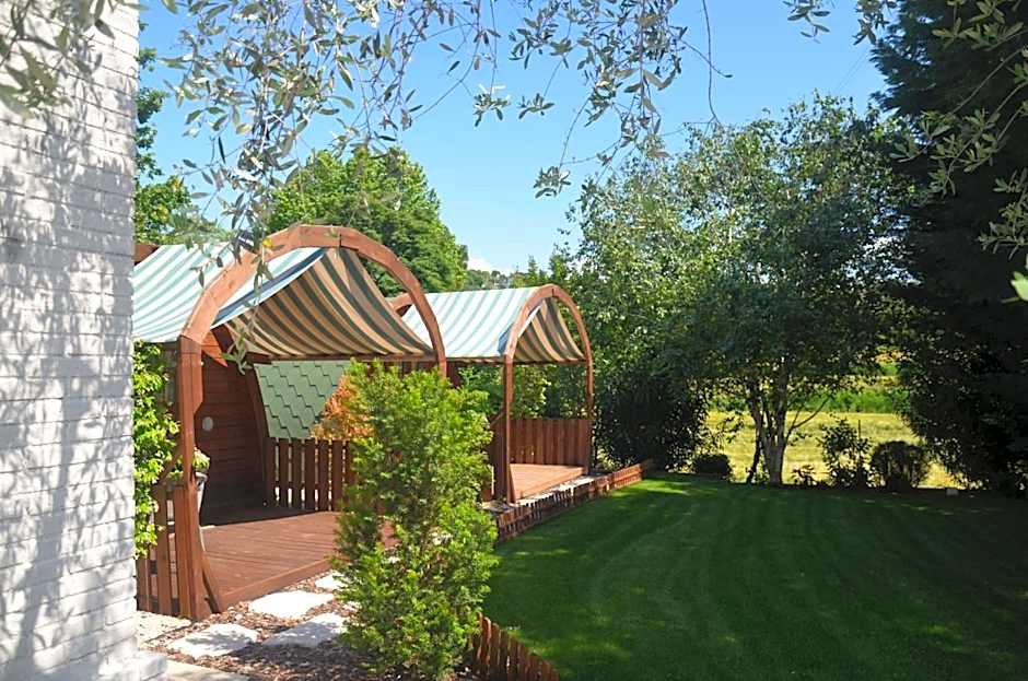 Asso Bed & Breakfast