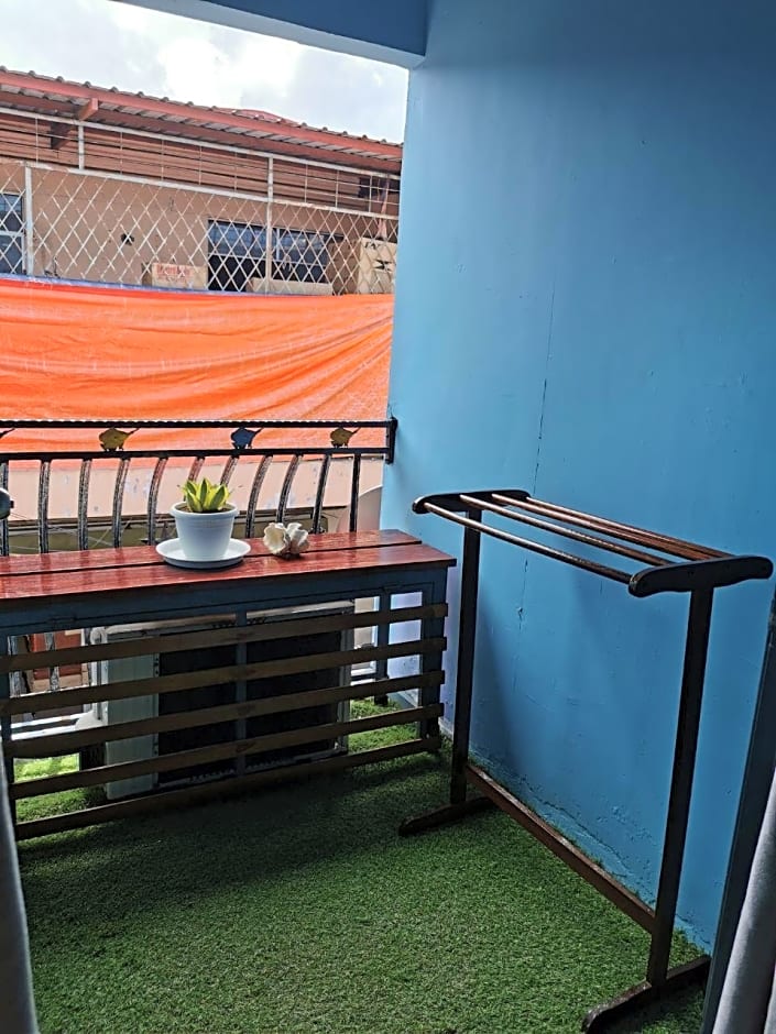 ang lee holiday stay