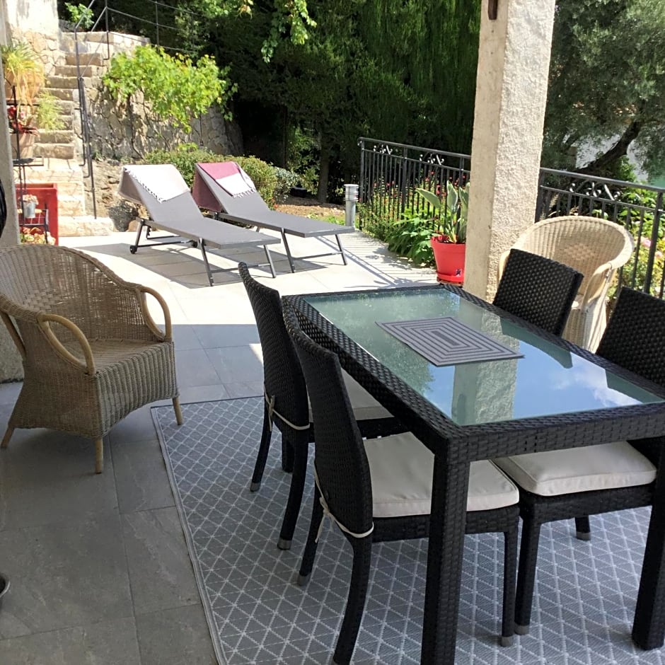 Chambre d'Hotes La Tourrette – Tourrettes-sur-Loup, CT