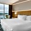 Clarion Lakeside Inn & Conference Centre