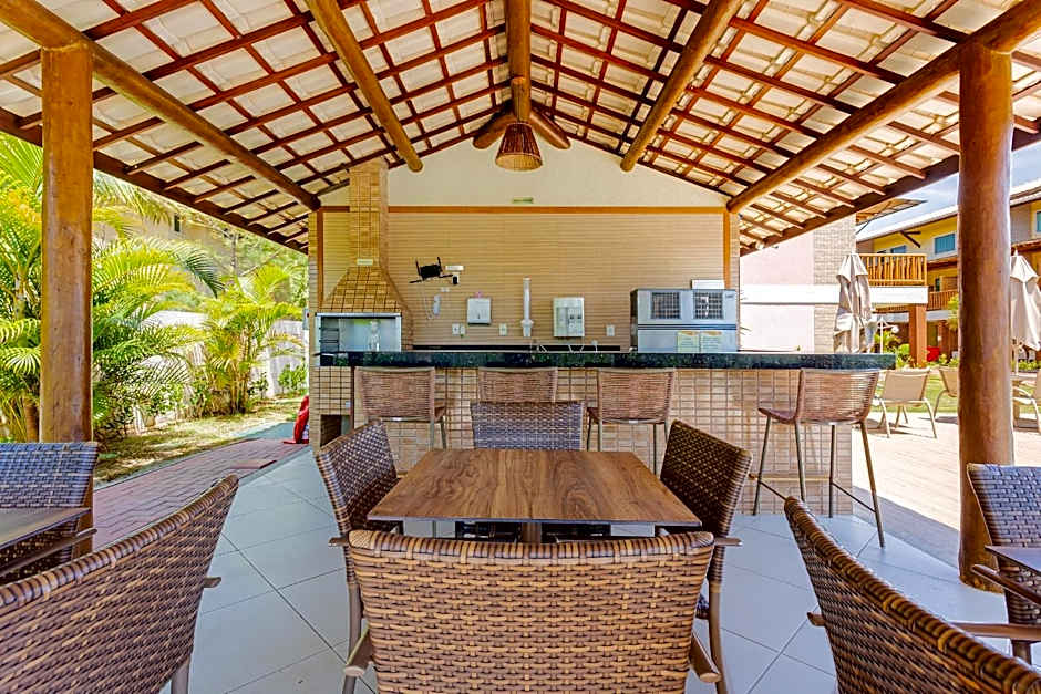 IT84 Wonderful 4-Suite Apartment, Right on the Beach - Itacimirim