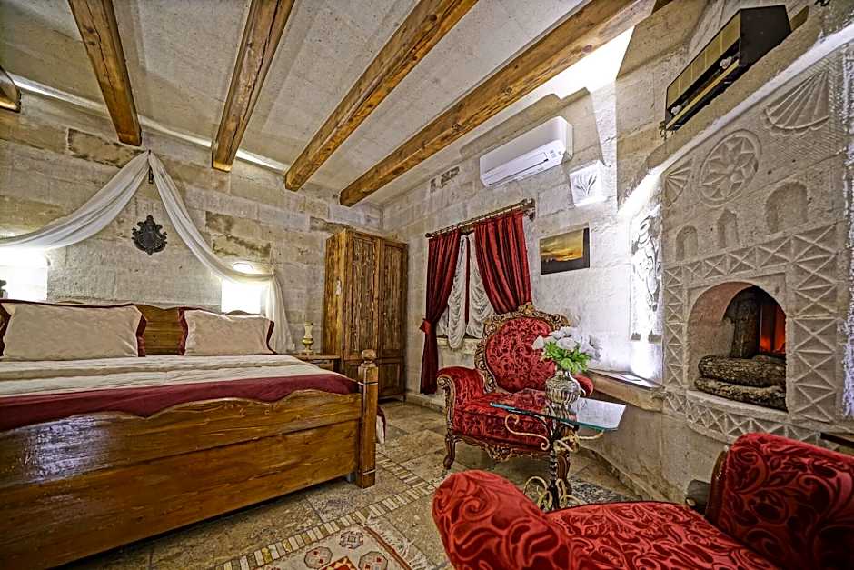 Maccan Cave Hotel