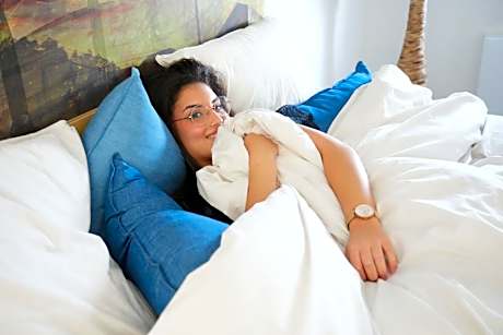 Hotel Restaurant Brasserie Feestzaal Ahoi, Kortrijk