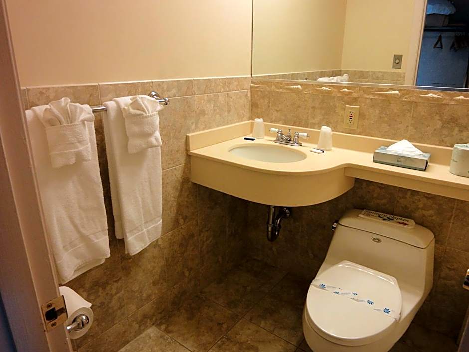 Hyannis Travel Inn