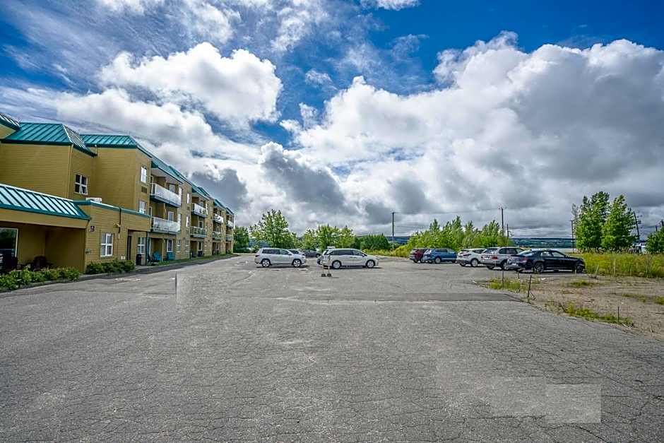 Quality Suites Ste Anne De Beaupre