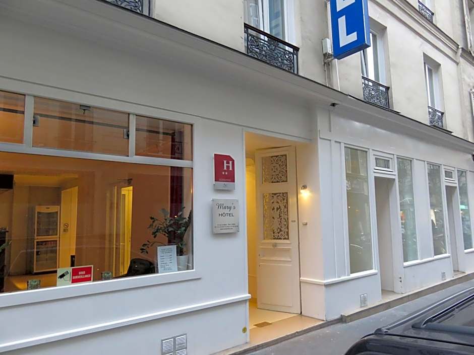 Mary's Hotel Republique