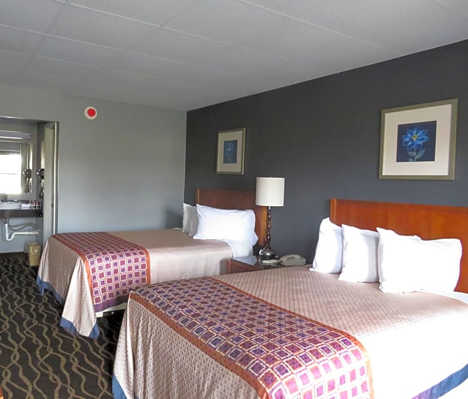 Travelodge by Wyndham Walterboro