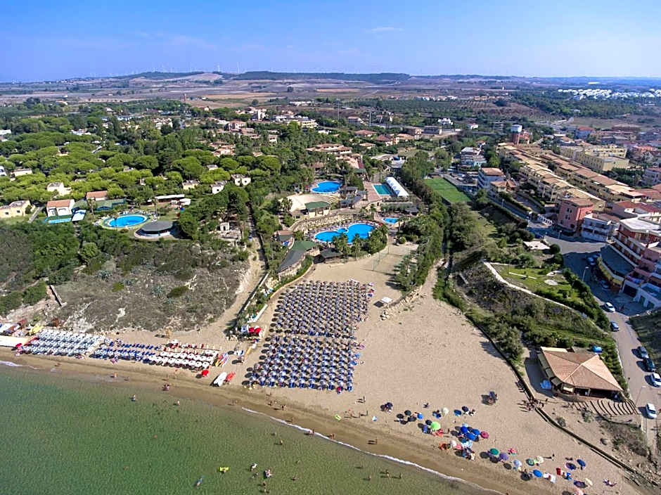 TH Le Castella - Baia degli Dei Village