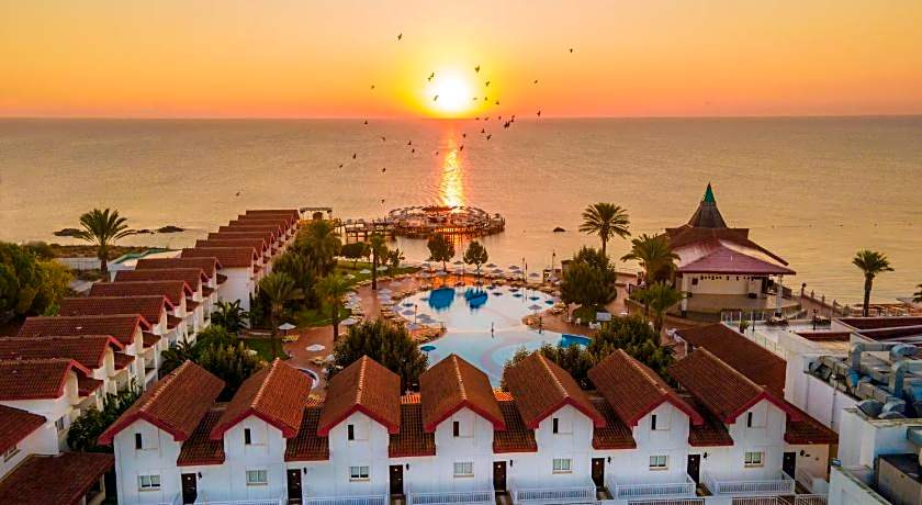 Salamis Bay Conti Hotel