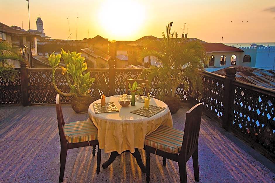 Asmini Palace Hotel