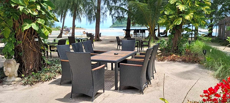 Angkana Bungalows adults only