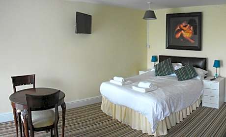 Prestige Double Room with Countryside View